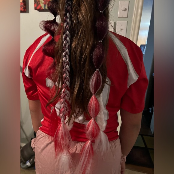 Colorful Ponytails - Picture 5 of 11